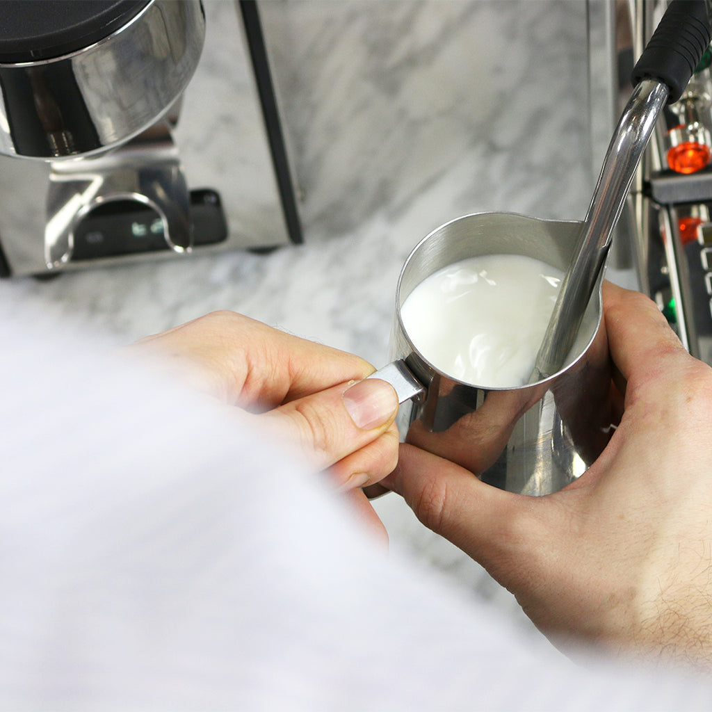The Correct Ways to Froth and to Steam Milk - They are Different