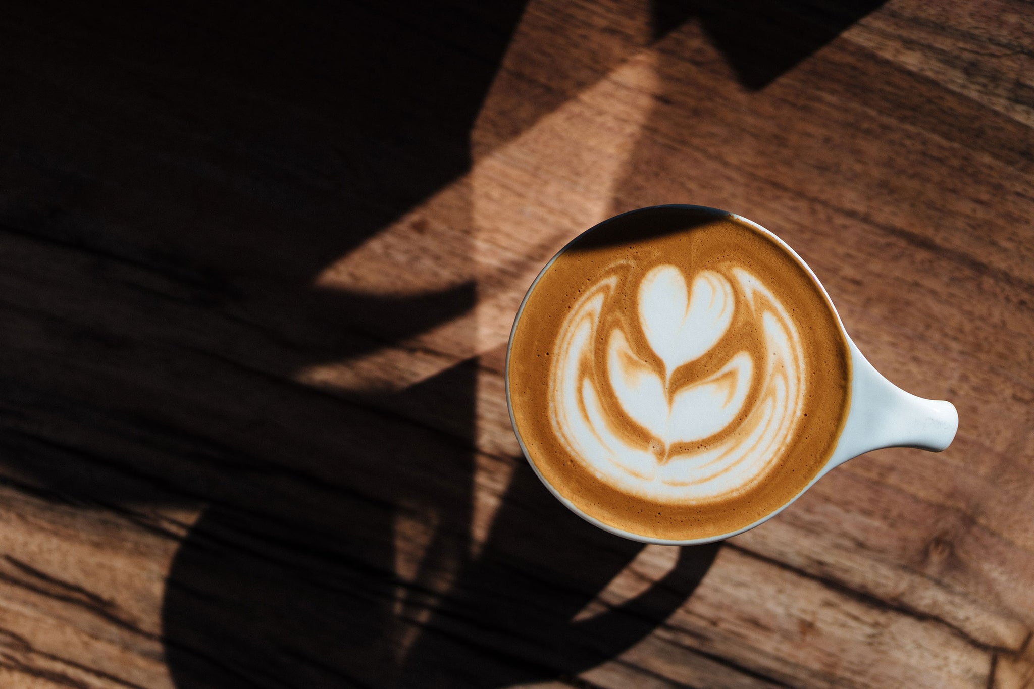 Latte Art 101, blog from Clive Coffee, how to latte art, how to pour latte art