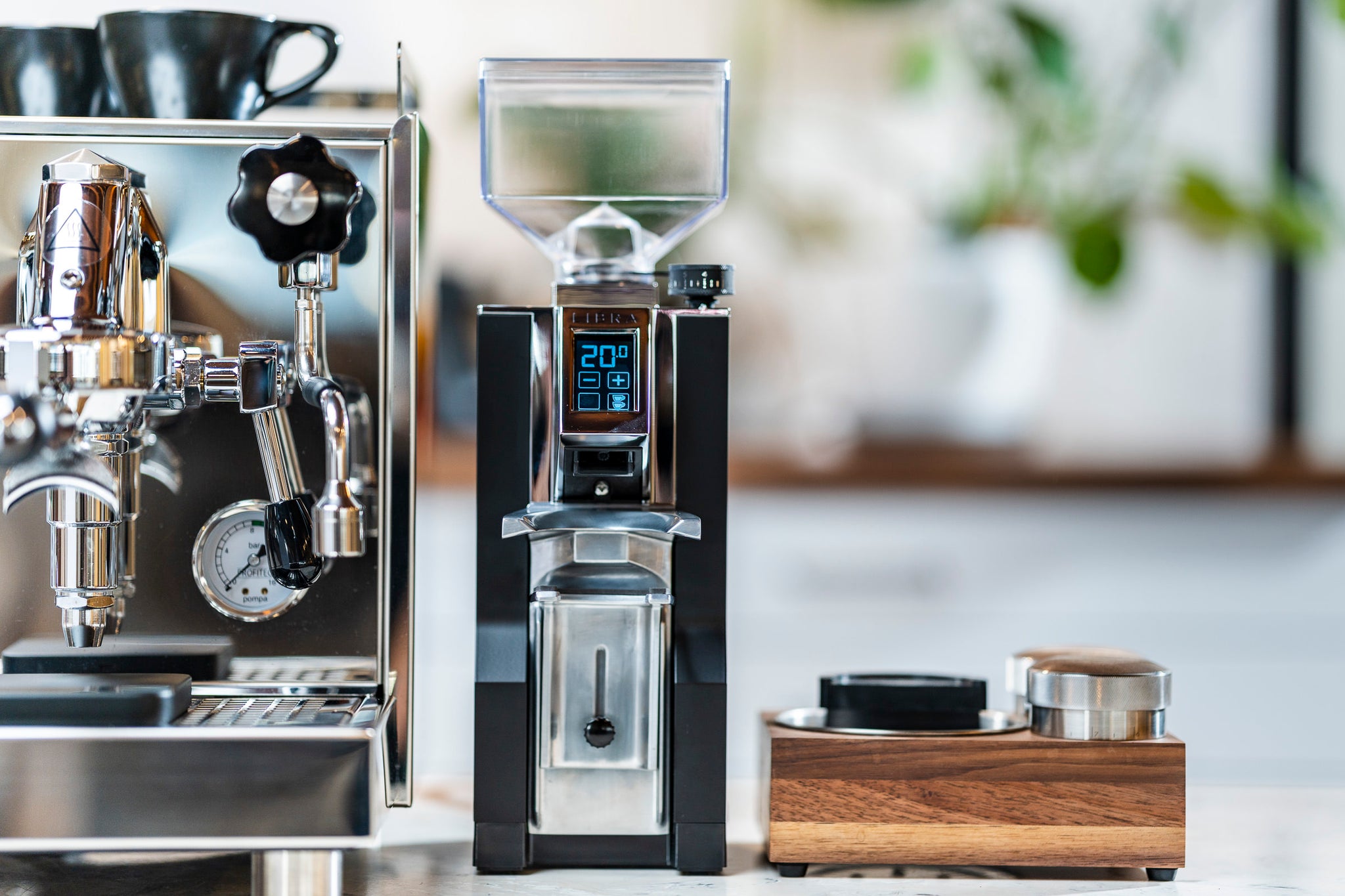 Eureka Mignon Libra espresso grinder with the Profitec Pro 500 espresso machine