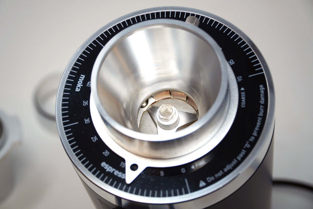 Front view of the Turin DF64 Gen 2.5 dial with numeric scale for grind settings
