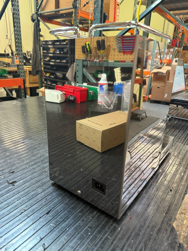 *Local Portland Pickup* Open Box LUCCA Solo (9711)