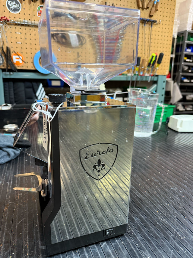 *Portland Pickup* Certified Pre-Owned Eureka Mignon Specialita (6879)