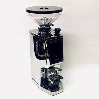Open Box Eureka Atom W 75 Chrome (1027)