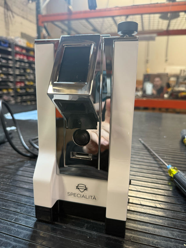 Open Box Eureka Mignon Specialita White (8737)