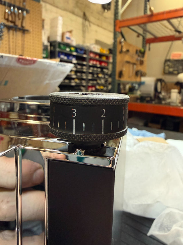 Open Box Eureka Mignon Zero Black (2360)