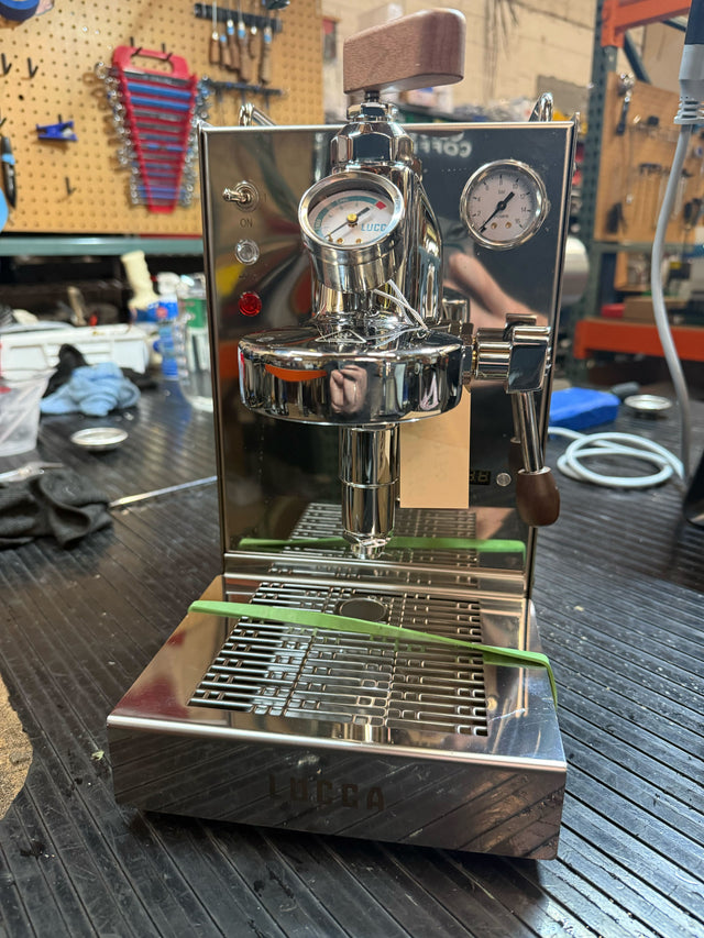 *LOCAL PICK UP ONLY* Open Box Lucca Solo W/ FC Walnut (6276)