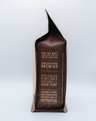 Close up of the Decaf Esmeralda package label with What do you taste text and brewing notes