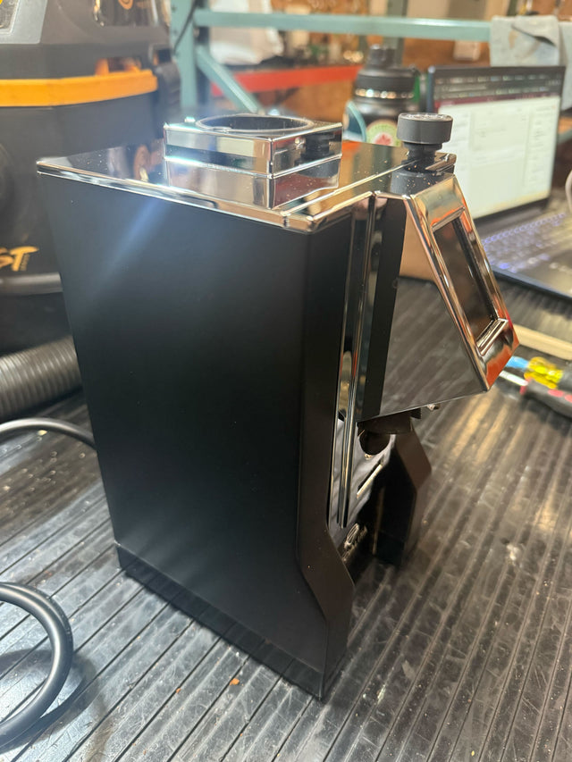 Certified Pre-Owned Eureka Mignon Specialita Black (3791)