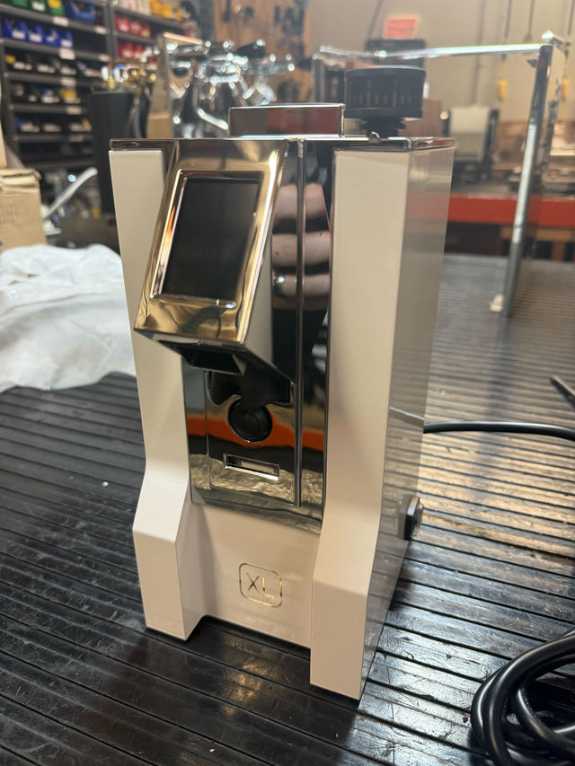 Open Box Mignon Oro XL White (6427)