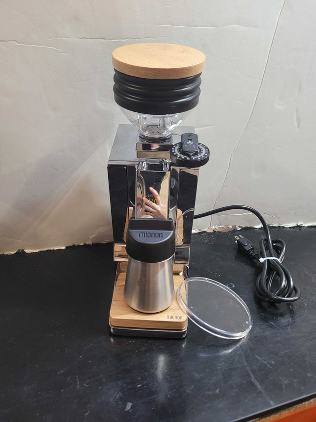 Open Box Eureka Oro Mignon Single Dose Pro (6962)