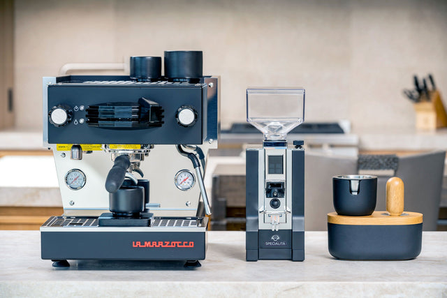 https://clivecoffee.com/cdn/shop/products/La-Marzocco-Linea-Mini-Black-Espresso-Machine-11.jpg?v=1606169136&width=640